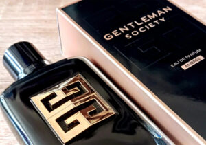 Gentleman Society Eau de Parfum Ambrée da Givenchy